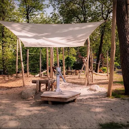 Vakantiehuis Luxe Boshuisje Goudvink, Midden Op De Veluwe